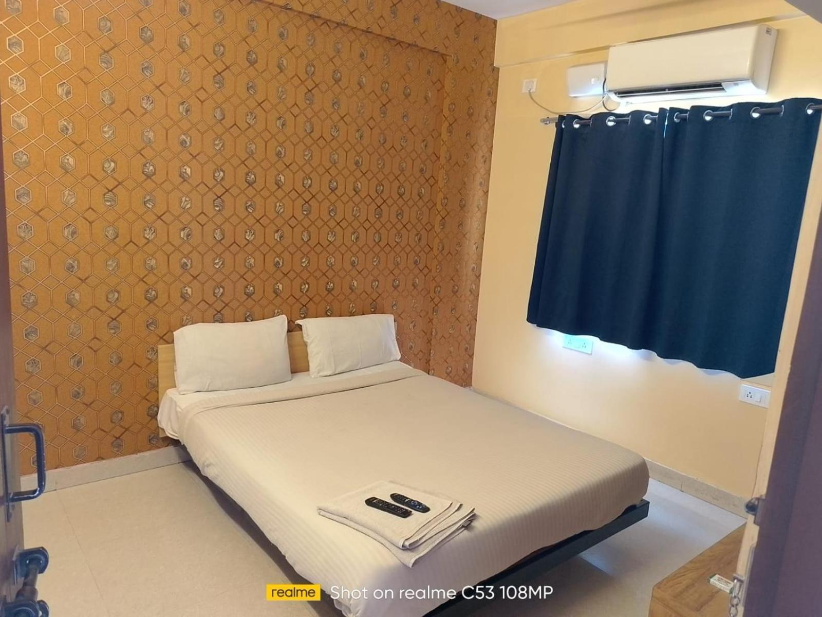 Hotel Pallavi Grand 班加罗尔 外观 照片