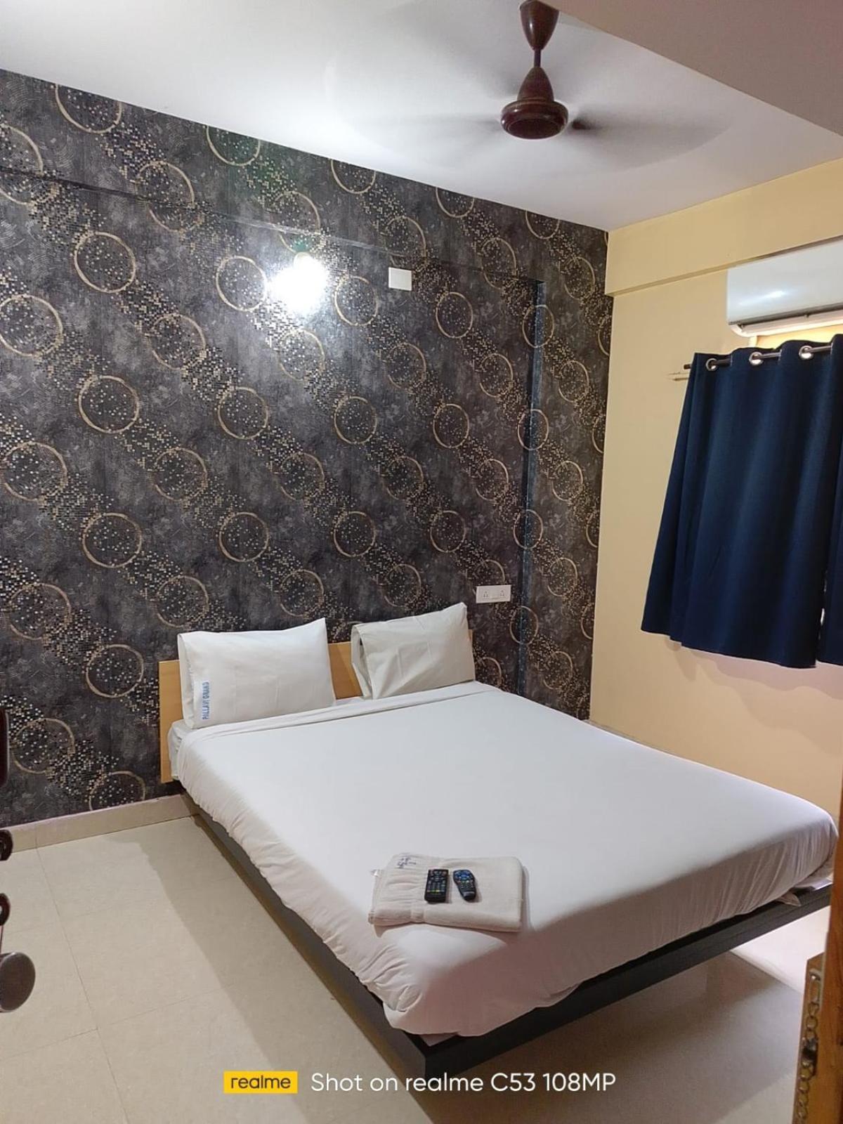 Hotel Pallavi Grand 班加罗尔 外观 照片